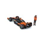 Bburago 1:24 RACE Formula F1 - McLaren F1 Team MCL38(2024) #81 (Oscar Piastr) -with driver and decor