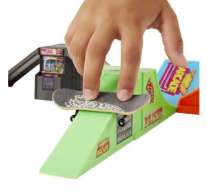 HW SKATES FINGERBOARD SKATEPARK HERNÍ SET ASST