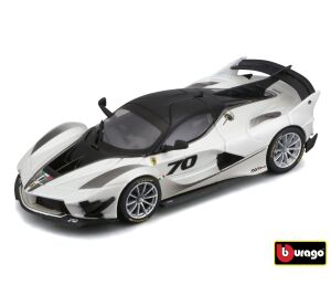 Bburago 1:43 Ferrari Racing FXX-K EVO 2017 white/black
